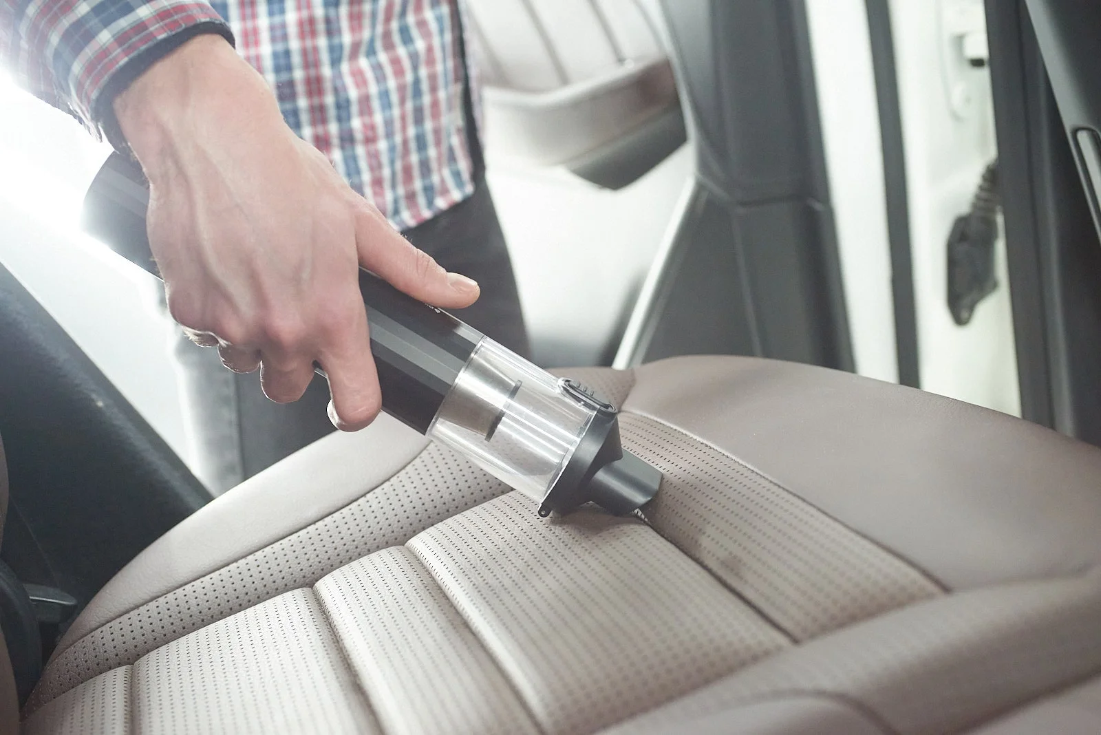 cordless handheld vacuum for Mazda6